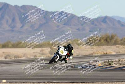 media/Dec-06-2025-CVMA (Sat) [[4a896cc04c]]/Race 8- Formula 40 MW and LW/